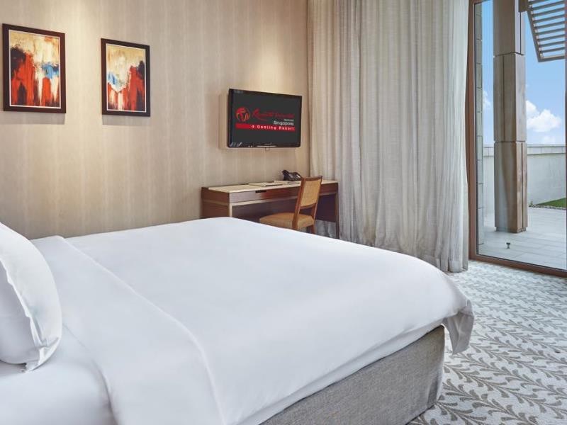 resorts world sentosa beach villas