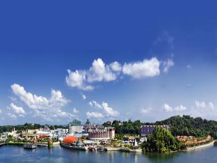 resorts world sentosa beach villas