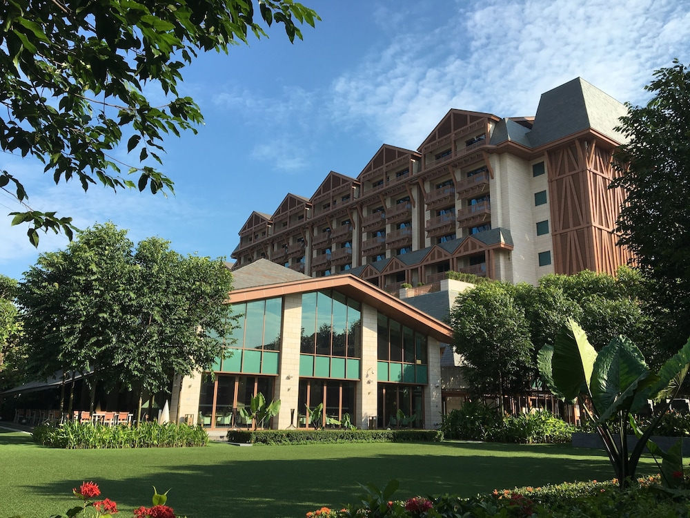resorts world sentosa beach villas