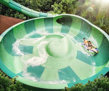 resorts world sentosa beach villas