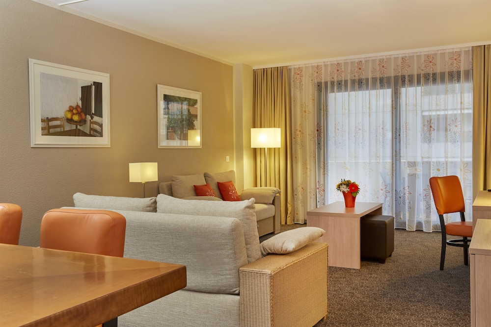 h4 hotel arcadia locarno