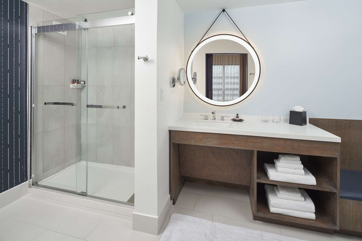 the chifley houston tapestry collection by hilton