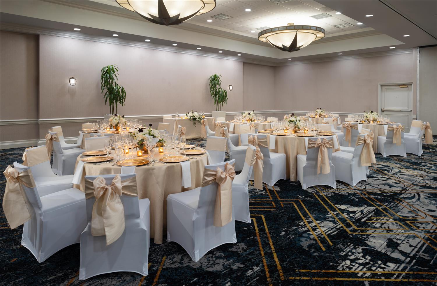 the chifley houston tapestry collection by hilton