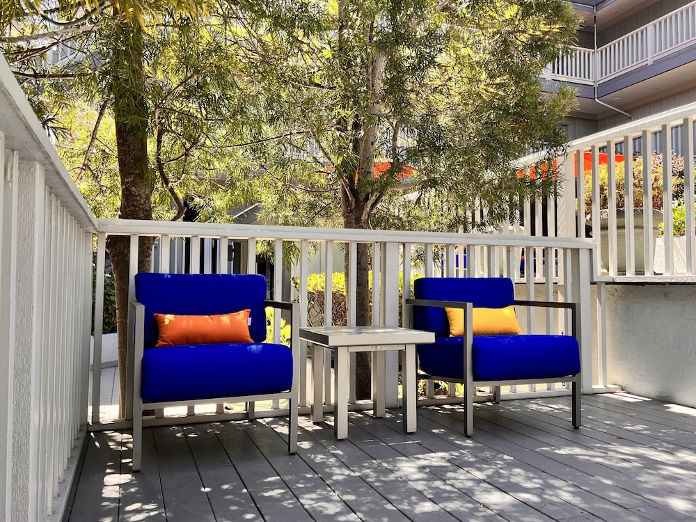 holiday inn express monterey cannery row by ihg