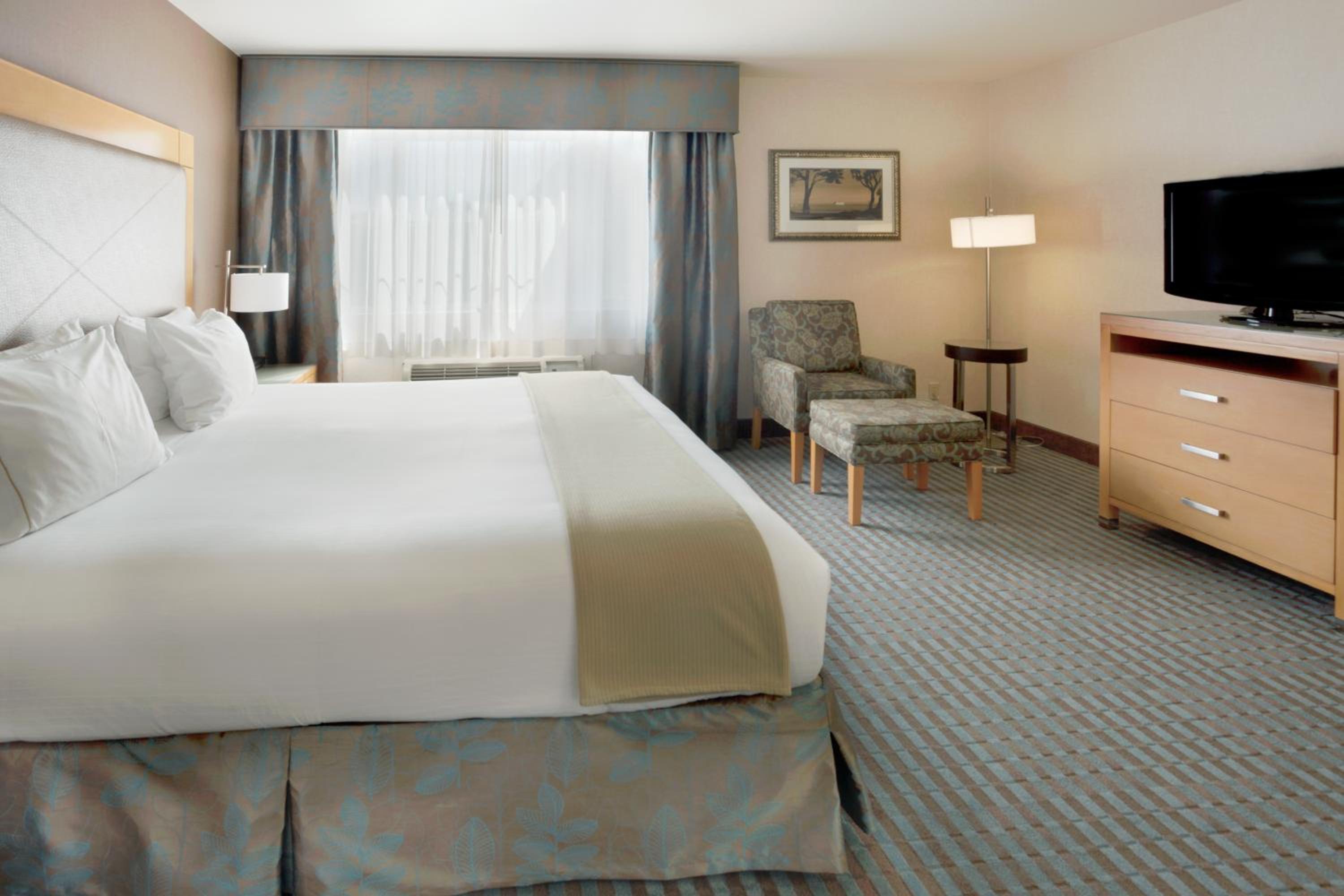 holiday inn express monterey cannery row by ihg