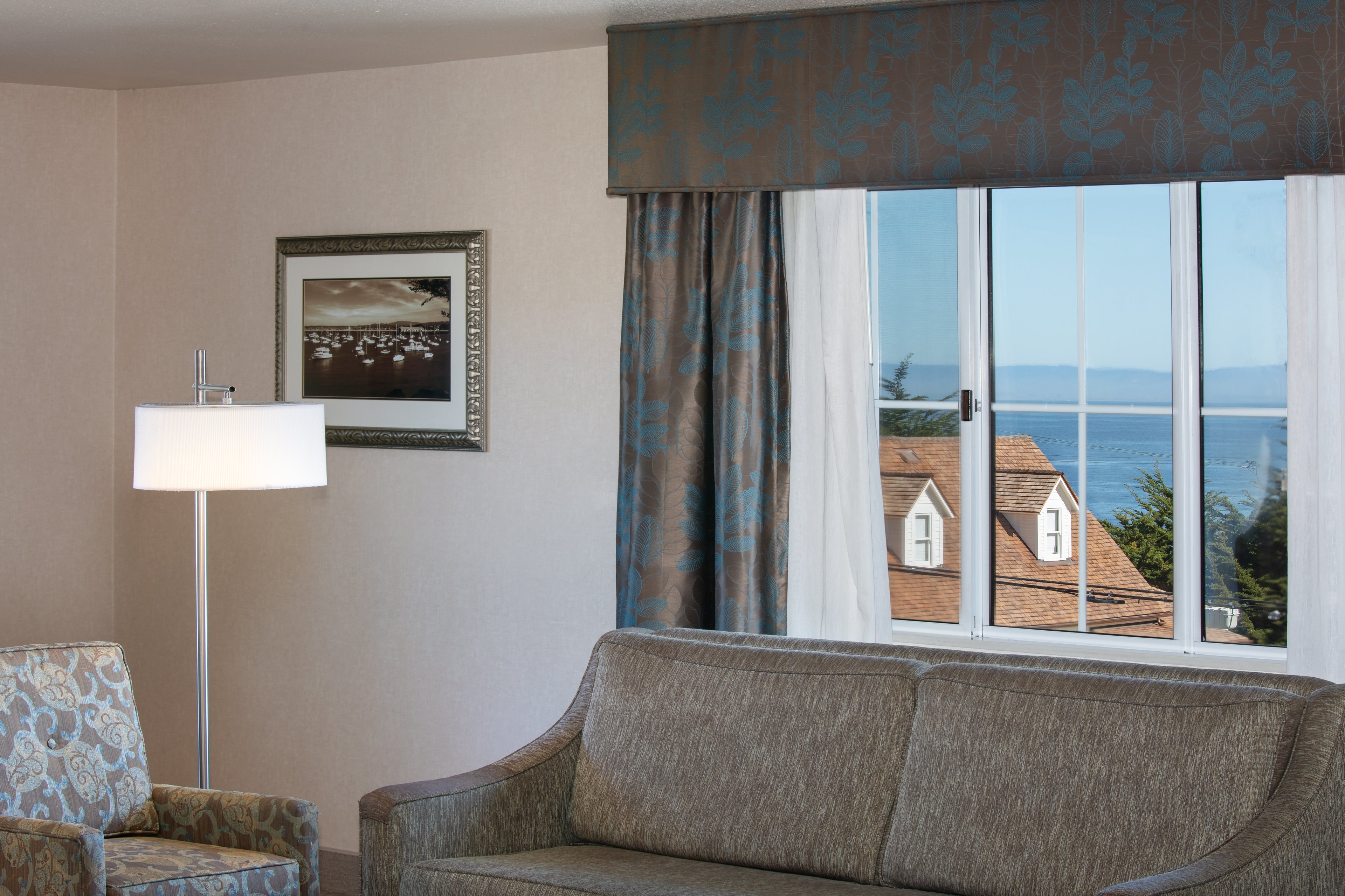 holiday inn express monterey cannery row by ihg