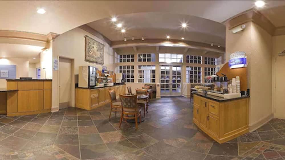 holiday inn express monterey cannery row by ihg