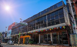 Roongruang Hotel,,3 star