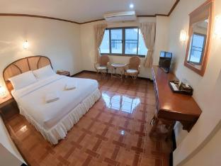 roongruang hotel