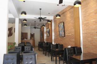 Roongruang Hotel,,3 star