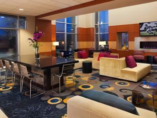 doubletree by hilton roseville minneapolis