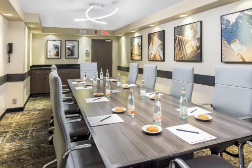 doubletree by hilton roseville minneapolis
