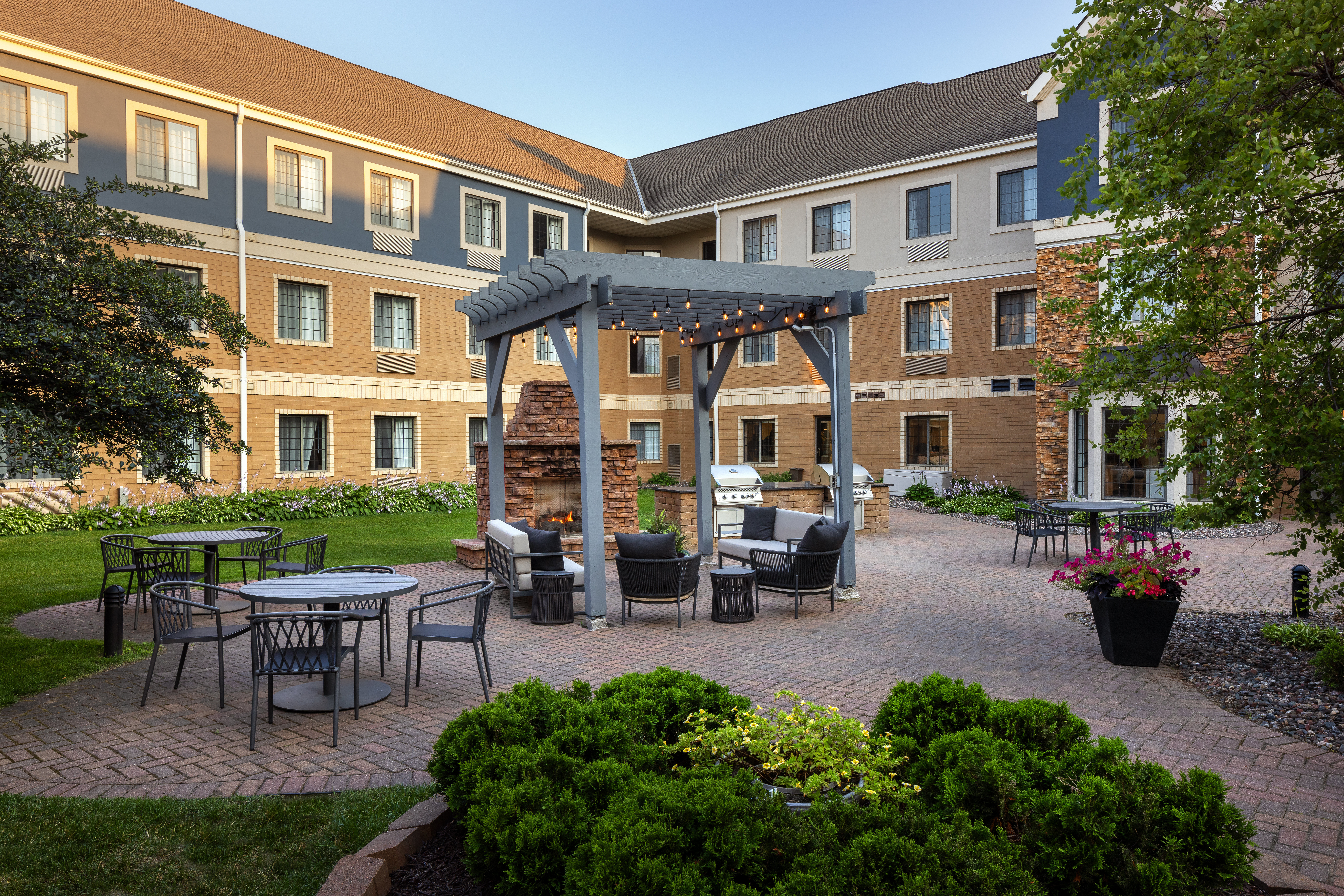 staybridge suites mpls maple grove arbor lakes by ihg