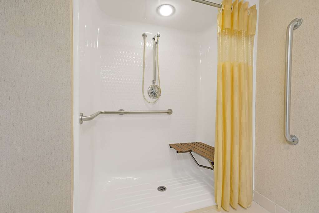 days inn by wyndham eagan minnesota near mall of america