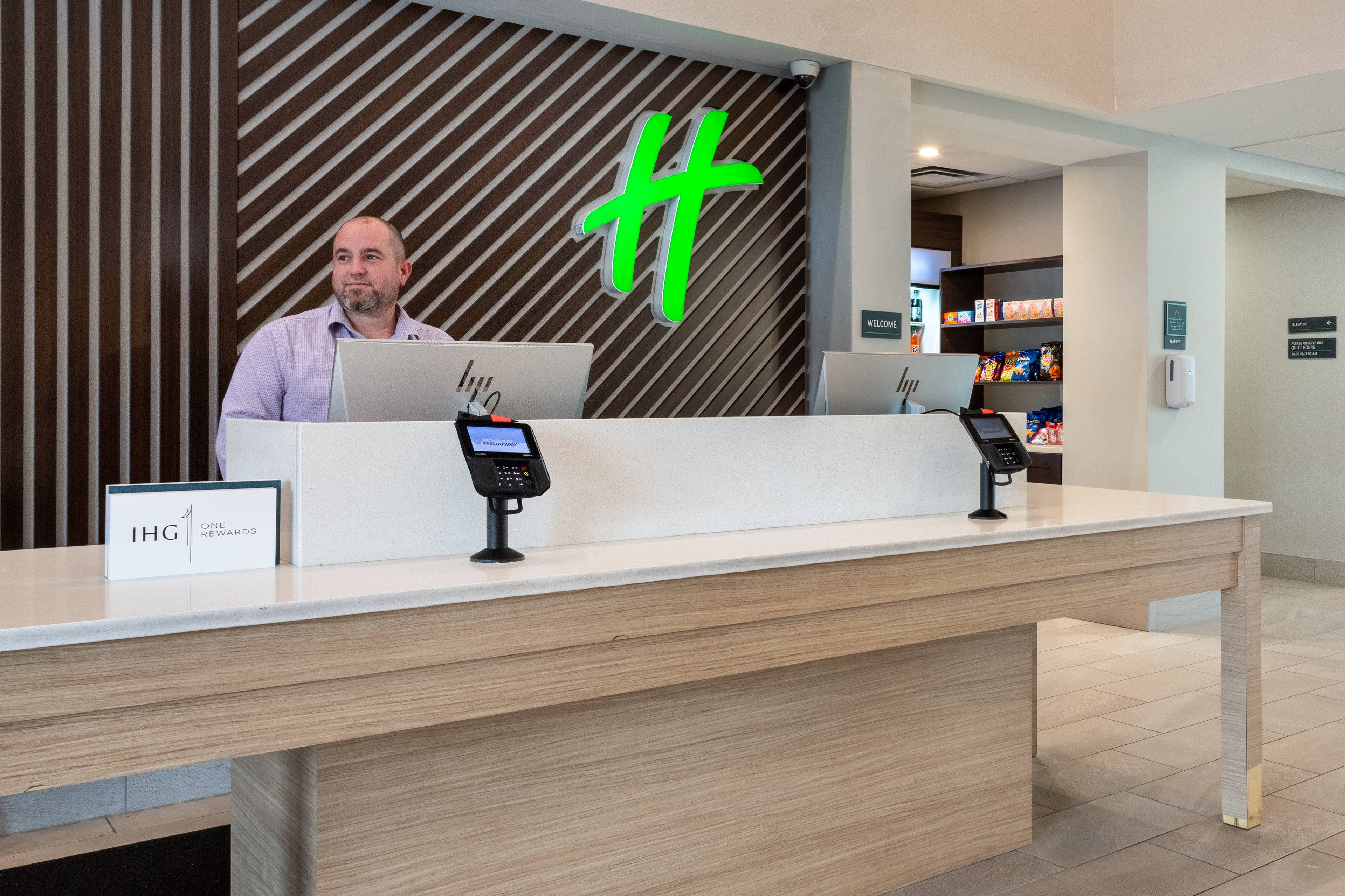 holiday inn tampa north by ihg