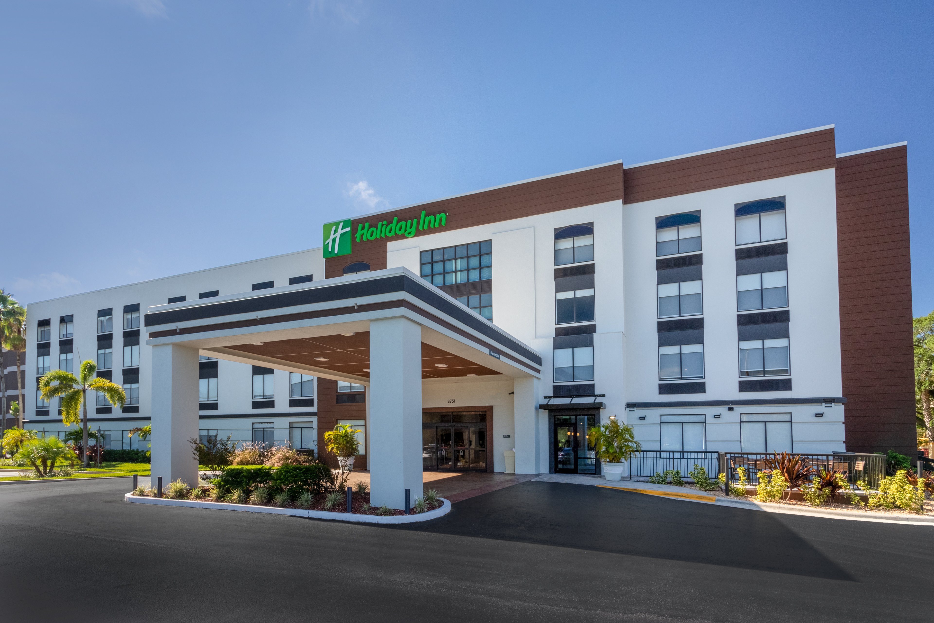 holiday inn tampa north by ihg
