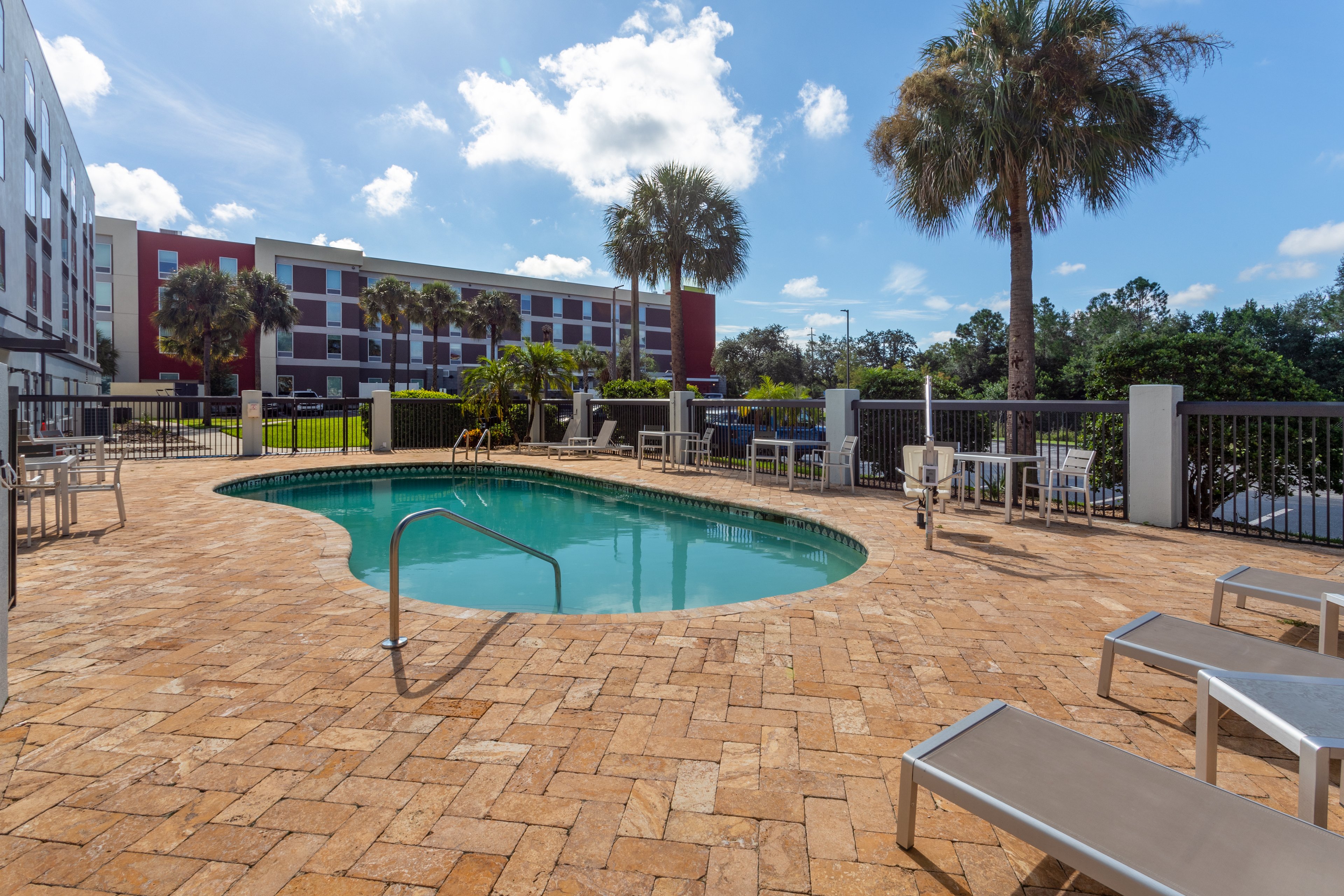 holiday inn tampa north by ihg