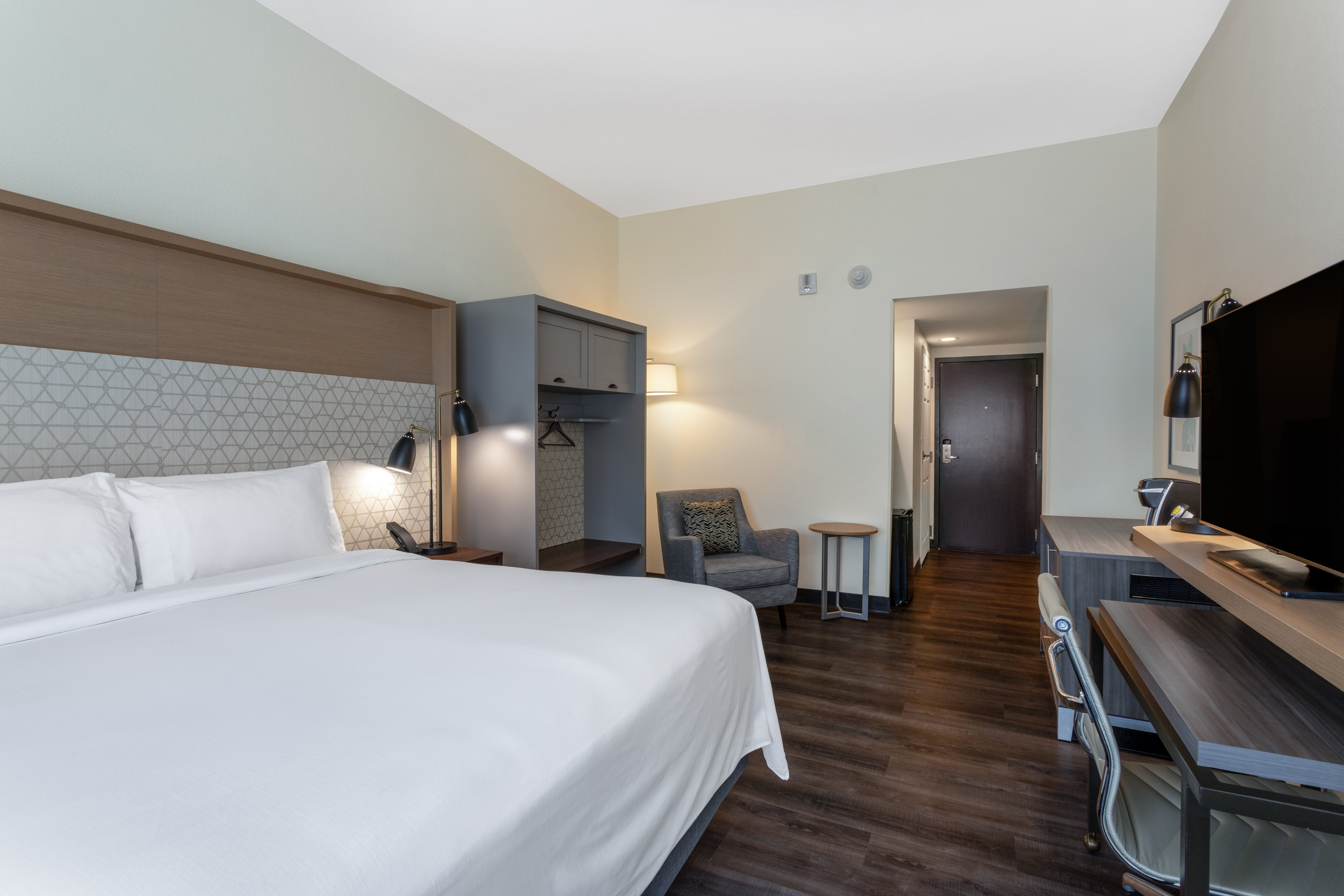 holiday inn tampa north by ihg