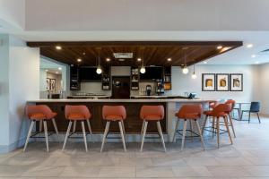 holiday inn tampa north by ihg