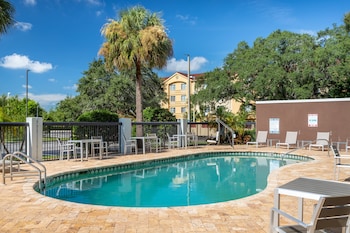 Holiday Inn Tampa North By Ihg,Tampa>>Hillsborough County,3 star
