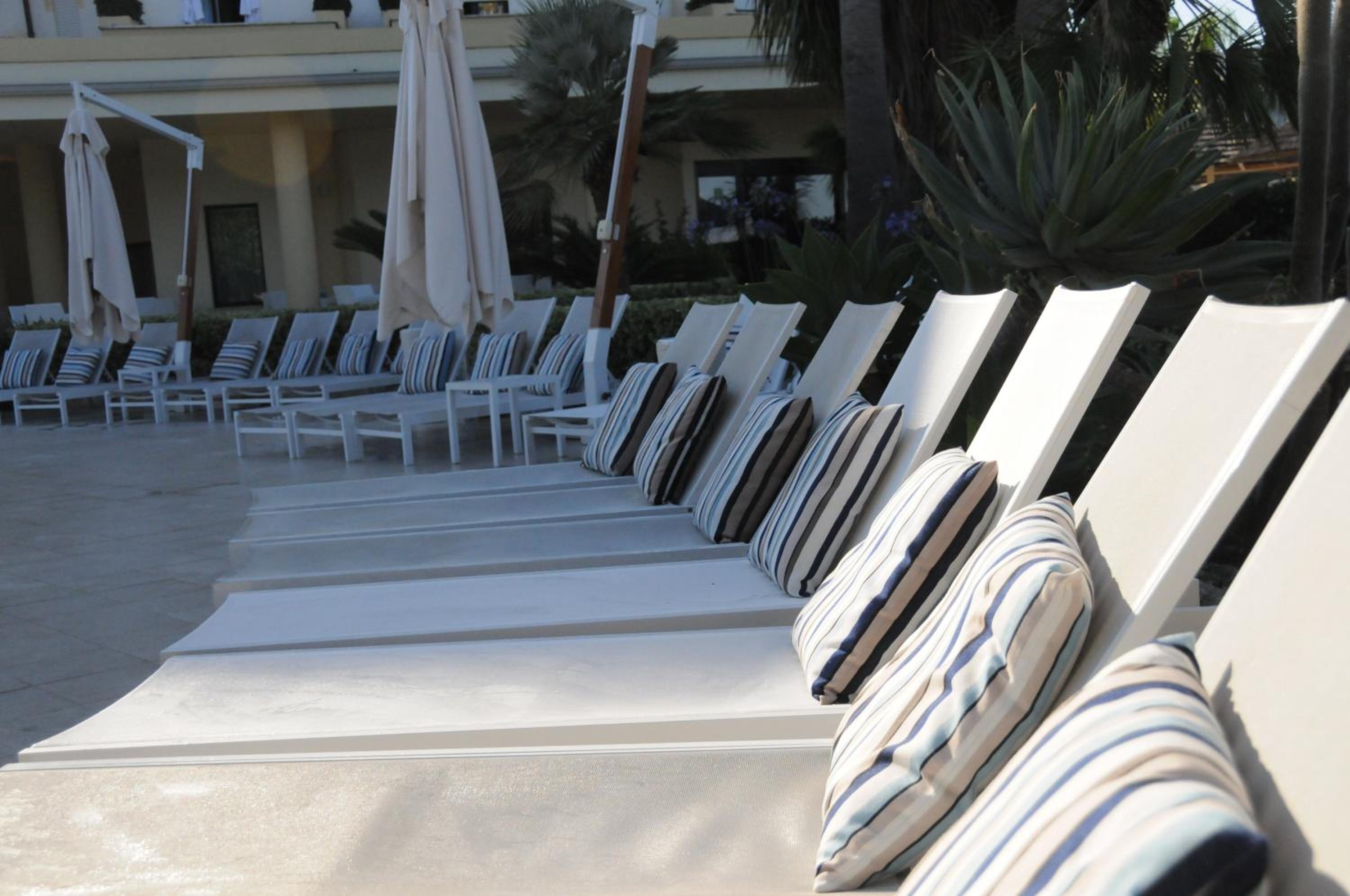 sunshine club hotel and beauty