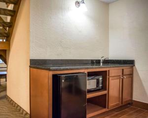 quality inn and suites tampa brandon near casino