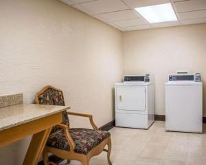 quality inn and suites tampa brandon near casino