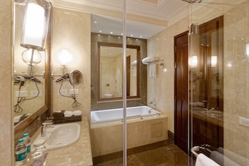 sheraton grand palace indore