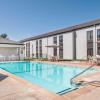 greenstay inn and suites courtview