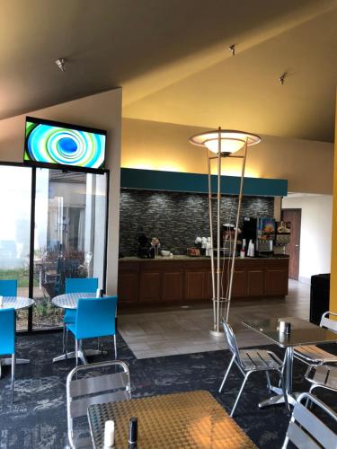 greenstay inn and suites courtview