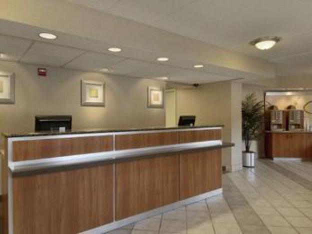 red roof inn st louis westport maryland heights