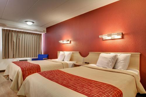 red roof inn st louis westport maryland heights