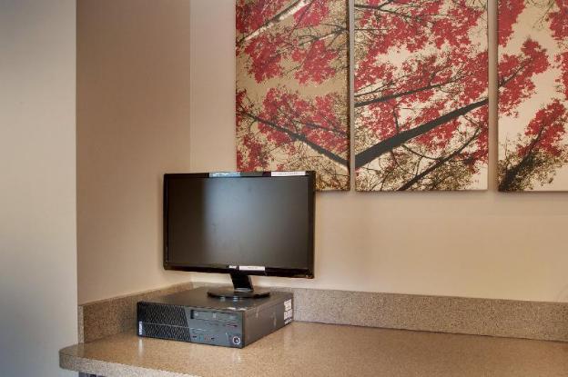 red roof inn st louis westport maryland heights