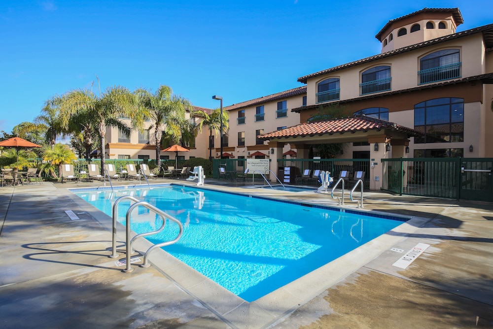 hampton inn and suites camarillo