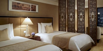 the portman ritz carlton shanghai