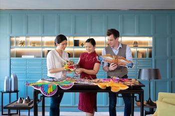 the portman ritz carlton shanghai