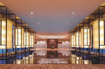 the portman ritz carlton shanghai