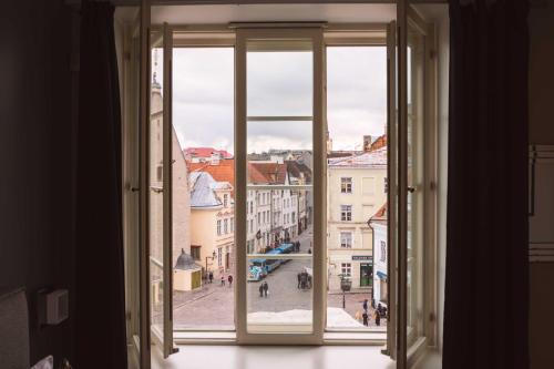 The Three Sisters Hotel,Nehatu>>Tallinn,4 star