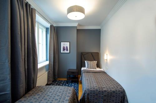 The Three Sisters Hotel,Nehatu>>Tallinn,4 star
