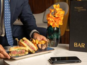 vip executive suites do marques hotel