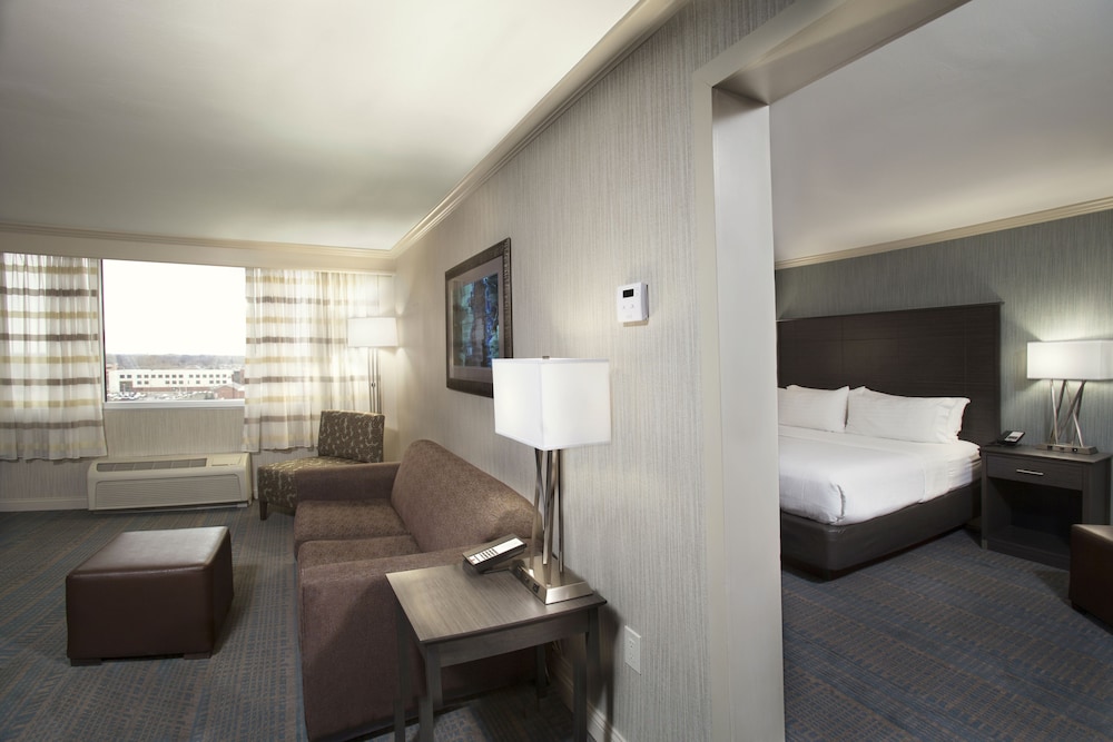 holiday inn columbus dwtn capitol square by ihg