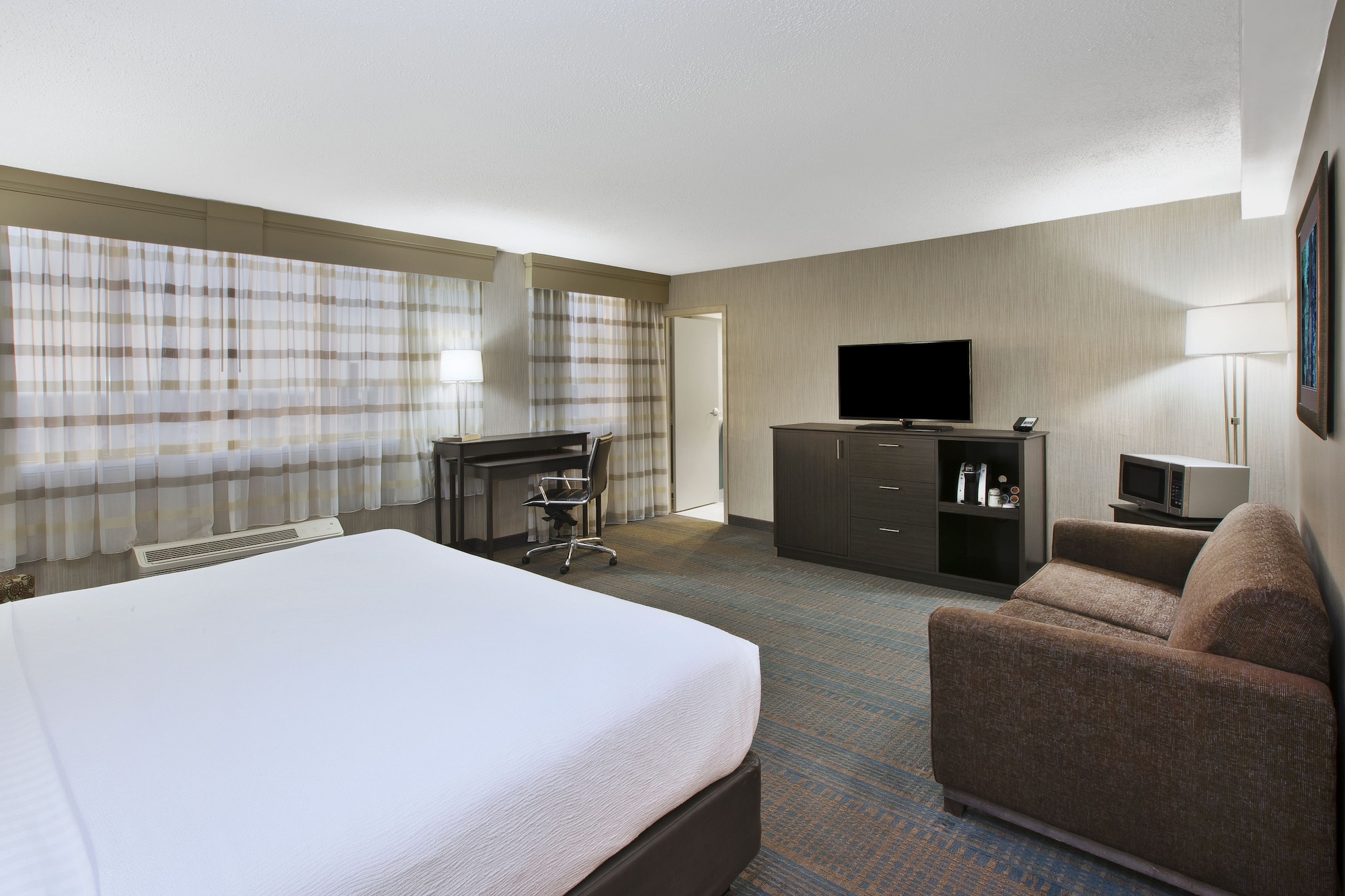 holiday inn columbus dwtn capitol square by ihg