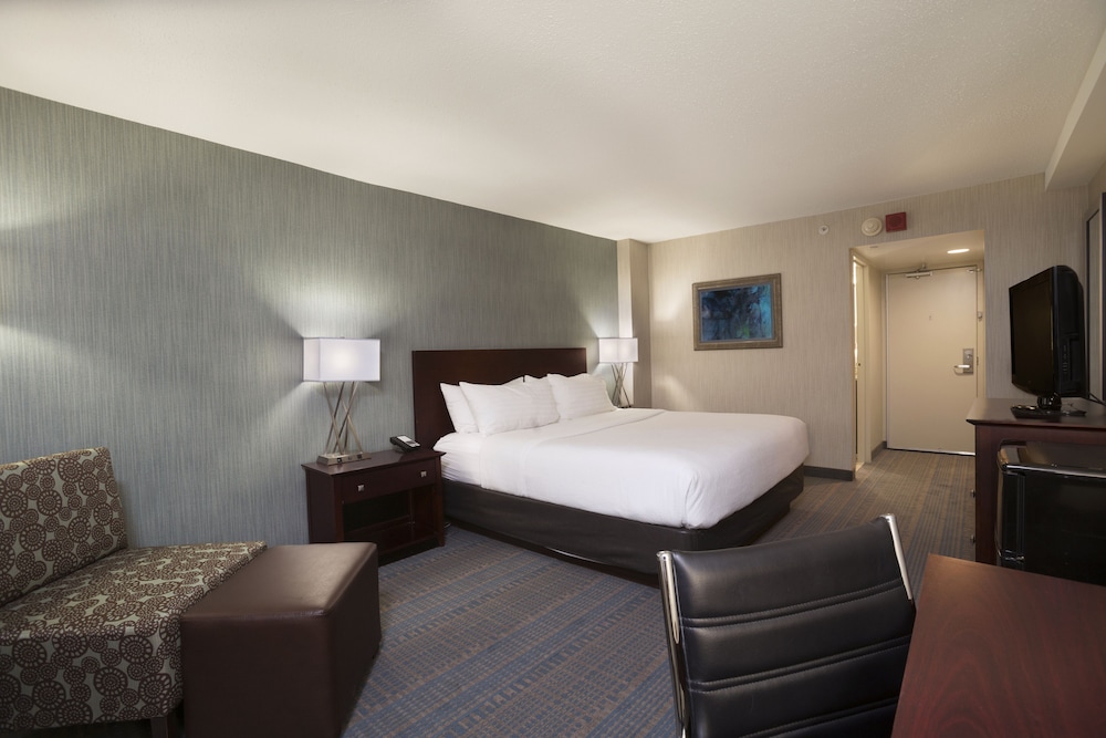holiday inn columbus dwtn capitol square by ihg