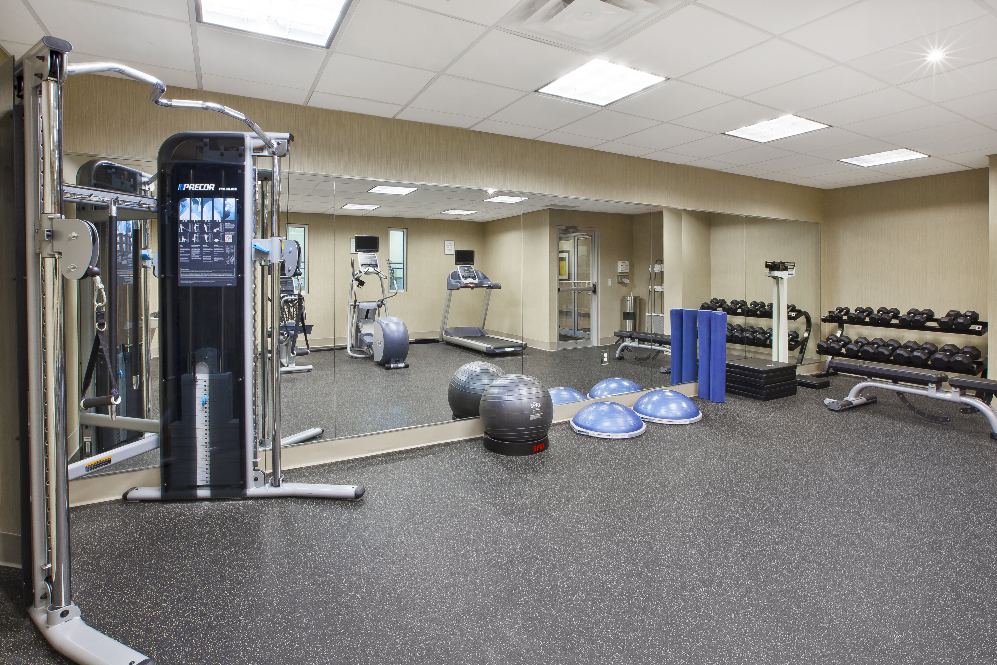 holiday inn columbus dwtn capitol square by ihg