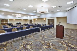 holiday inn columbus dwtn capitol square by ihg