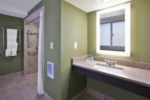 holiday inn columbus dwtn capitol square by ihg