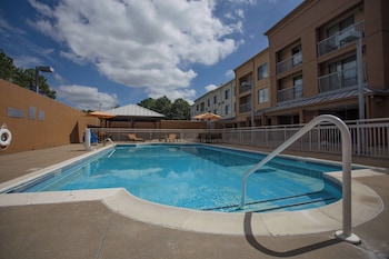 courtyard by marriott memphis east bill morris parkway