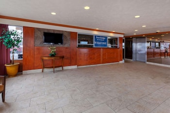 Travelodge By Wyndham Cleveland Airport,Brooklyn>>Brook Park,2 star