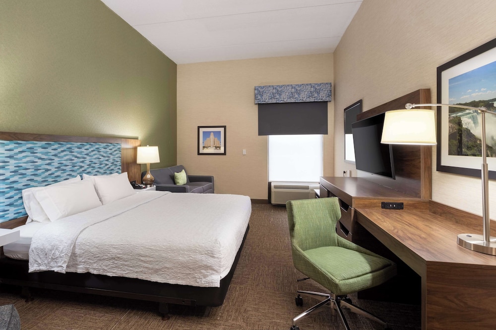 hampton inn buffalo south i 90