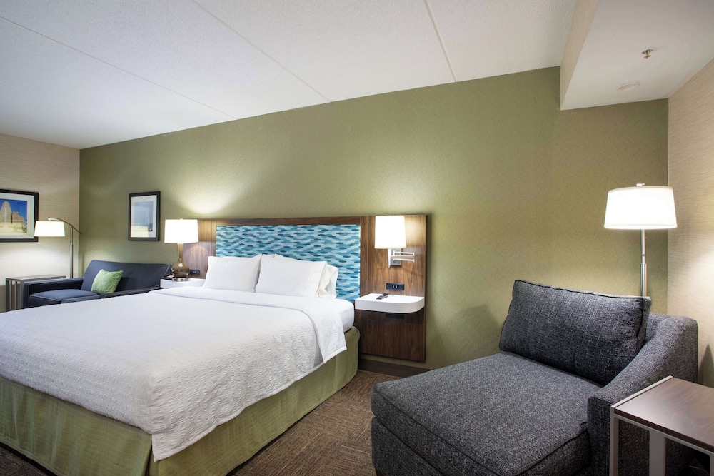 hampton inn buffalo south i 90